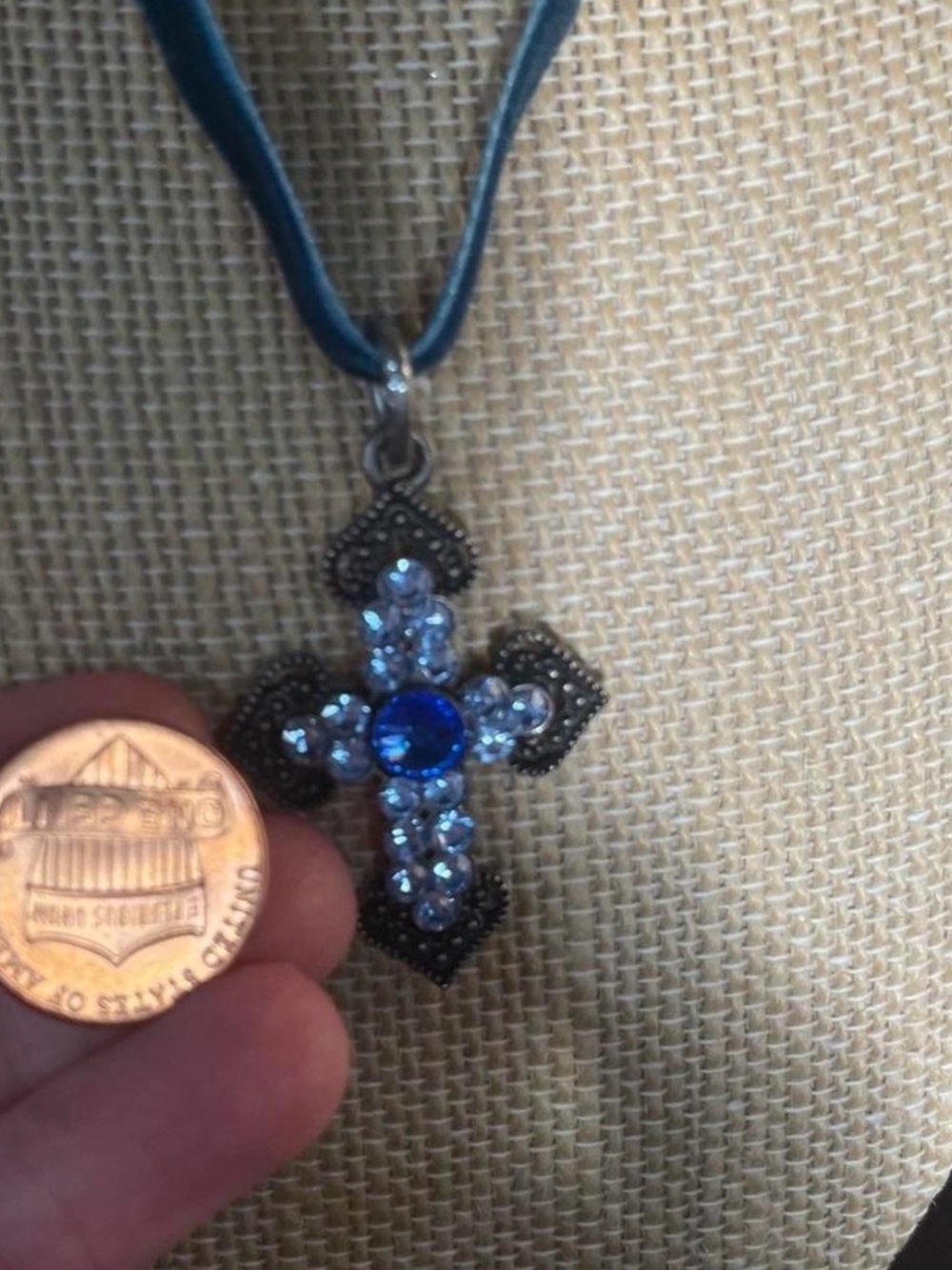 Vintage Blue Gemstone Pendant Cross Velvet Ribbon Choker - Picture 8 of 8
